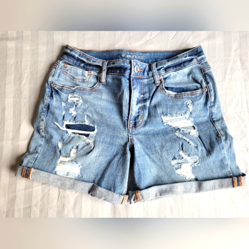 NWOT Size 2 Maurices Jean Shorts